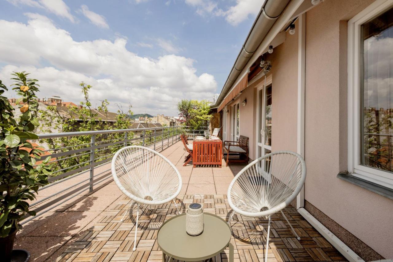 Bright And Spacious Penthouse W/ Terrace & Parking Budapeşte Dış mekan fotoğraf