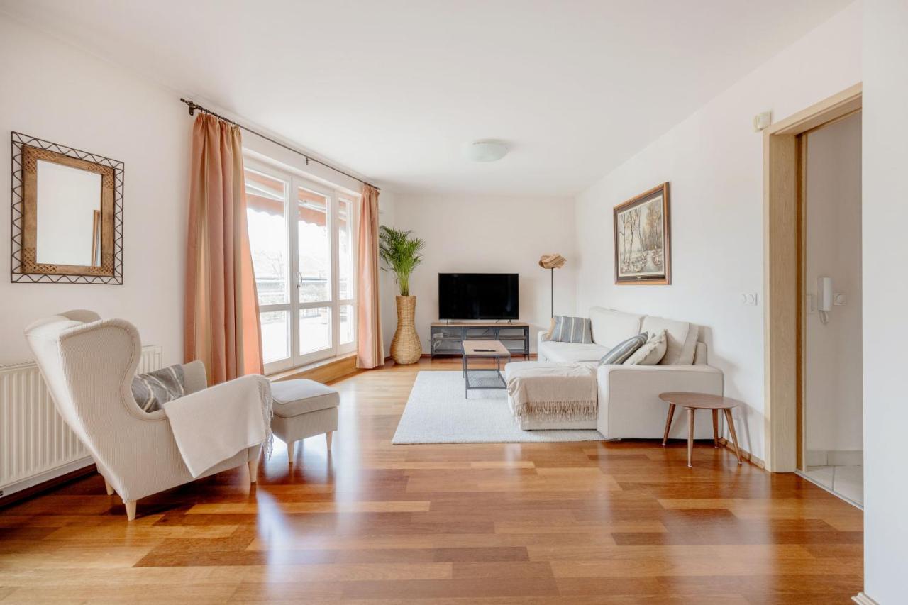 Bright And Spacious Penthouse W/ Terrace & Parking Budapeşte Dış mekan fotoğraf