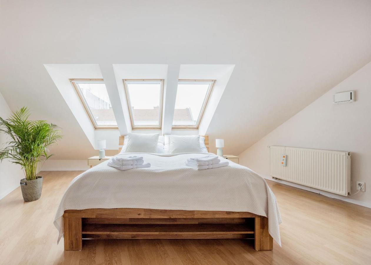 Bright And Spacious Penthouse W/ Terrace & Parking Budapeşte Dış mekan fotoğraf